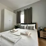 Apartamento Bright & Modern In Town, Near The - No 9